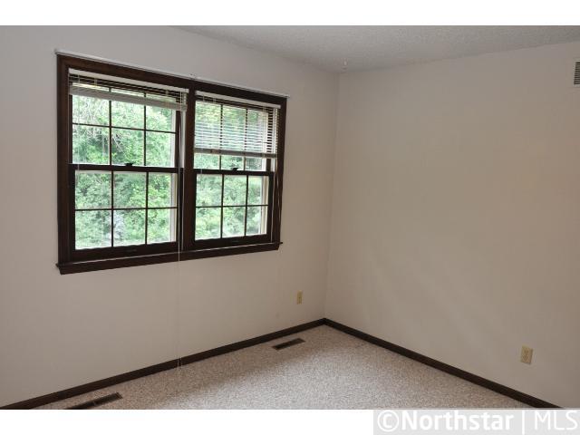 2015 Valkyrie Drive Northwest Rochester, MN 55901 - Photo 14 of 17 Gallery Image 14