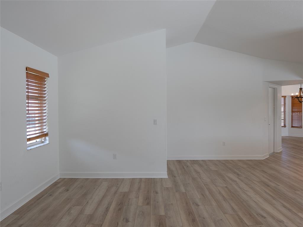 5816 Garfield Road Venice, FL 34293 - Photo 18 of 39