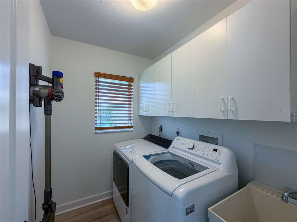 5816 Garfield Road Venice, FL 34293 - Photo 35 of 39