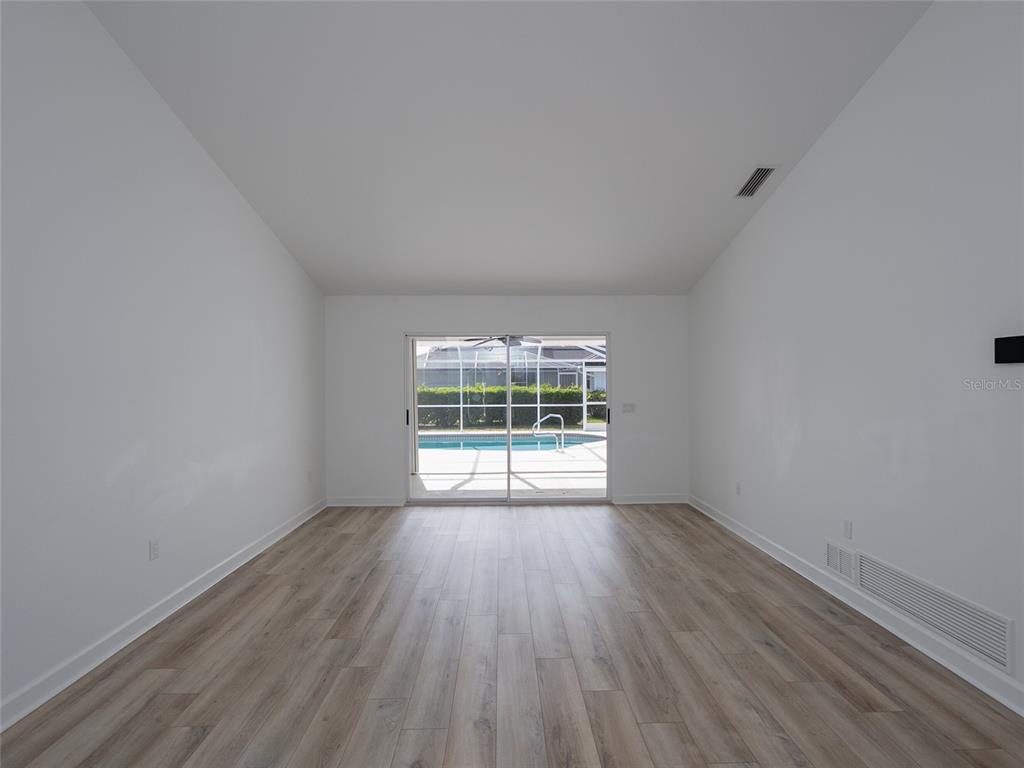 5816 Garfield Road Venice, FL 34293 - Photo 10 of 39