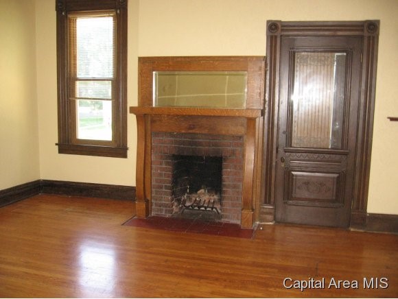 1031 North 6th Street Springfield, IL 62702 - Photo 3 of 12