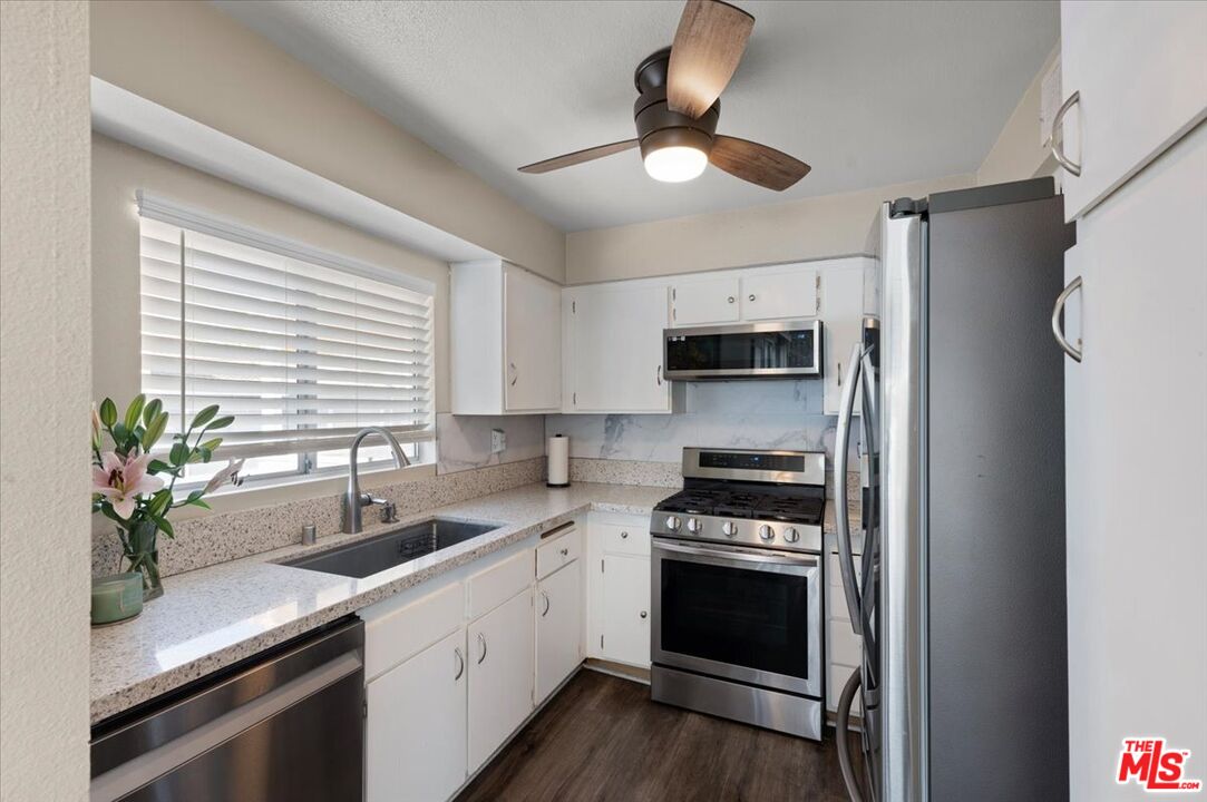 24140 Ave Rancheros, Unit F Diamond Bar, CA 91765 - Photo 10 of 35