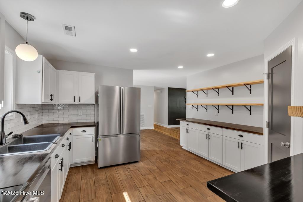 3004 Country Club Road Jacksonville, NC 28546 - Photo 7 of 24 IMG_9069