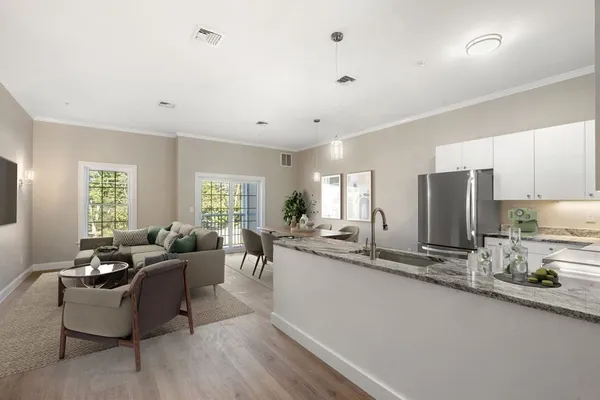 $2,600 | 242 Main Street, Unit 303, Millis, MA 02054