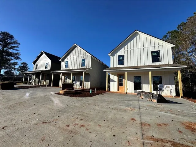 $335,000 | 105 Burns Road, Carrollton, GA 30117