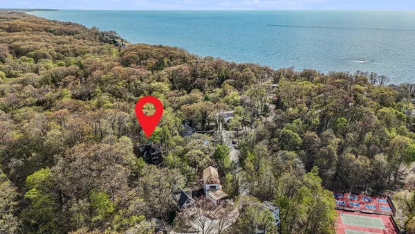 $1,050,000 | 2312 Maksaba Trail, Holland, MI 49423