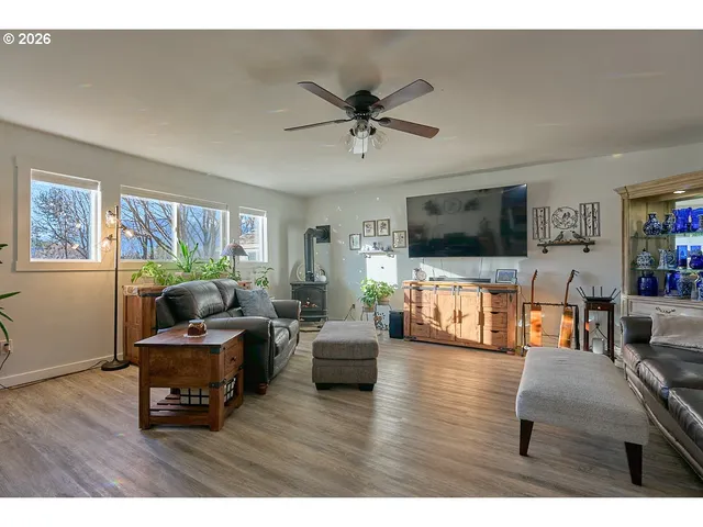 $575,000 | 800 Joseph Highway, Enterprise, OR 97828