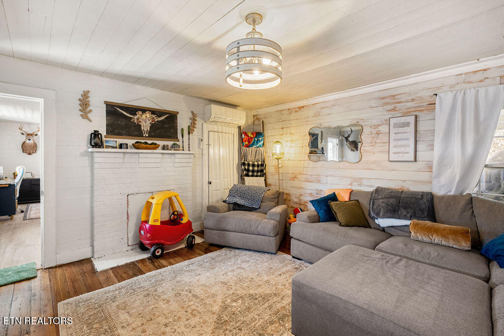 6190 Morganton Road Greenback, TN 37742 - Photo 37 of 49 DSC05468-HDR