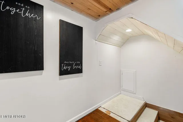 $569,000 | 6190 Morganton Road, Greenback, TN 37742