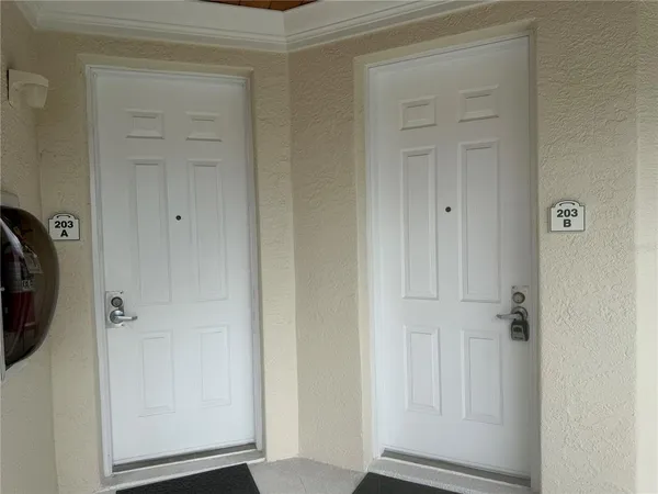 $2,500 | 3506 54th Drive West, Unit 203, Bradenton, FL 34210