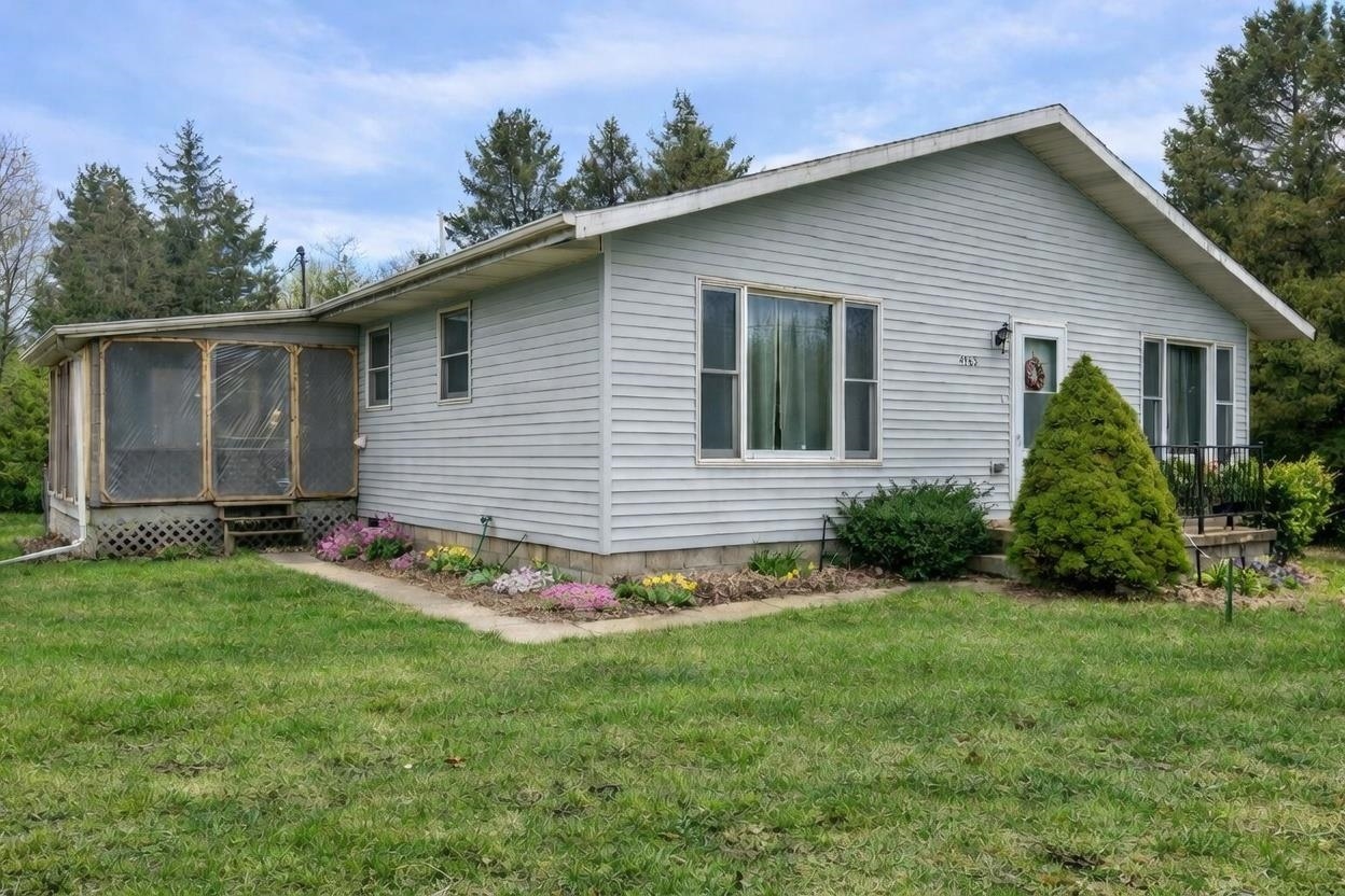 4763 Kerswill Road Gladwin, MI 48624 - Photo 1 of 25