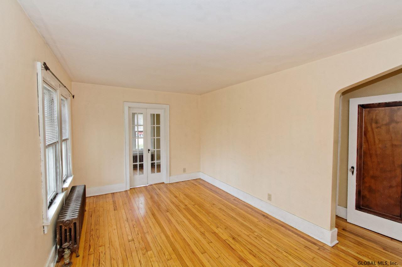 2 Blue Barns Road Rexford, NY 12148 - Photo 5 of 25 Photo 5