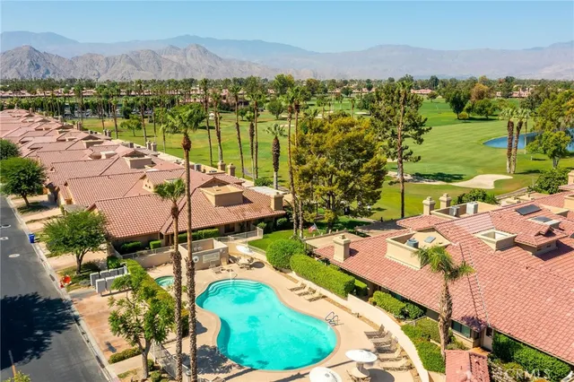 $399,900 | 41644 Woodhaven Drive East, Palm Desert, CA 92211