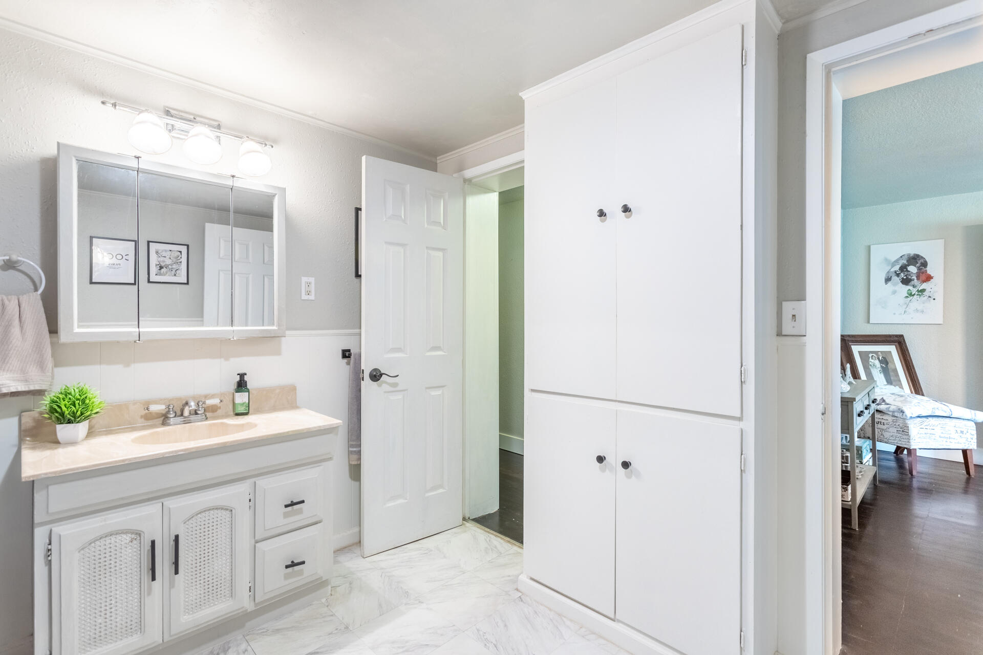 4832 Balls Ferry Road Anderson, CA 96007 - Photo 15 of 51 a bathroom with a double vanity sink mirror and