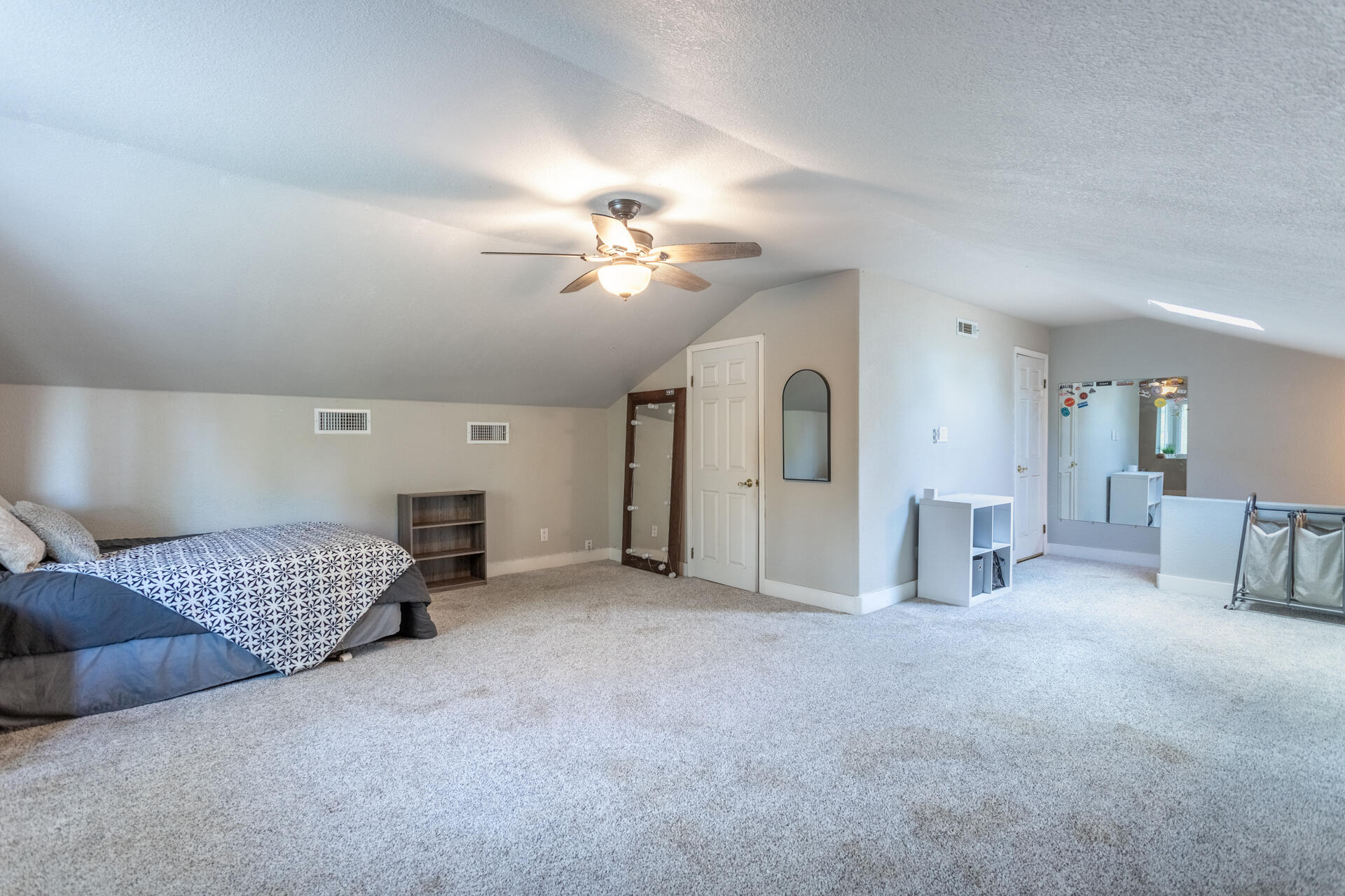 4832 Balls Ferry Road Anderson, CA 96007 - Photo 22 of 51 a view of livingroom with workspace