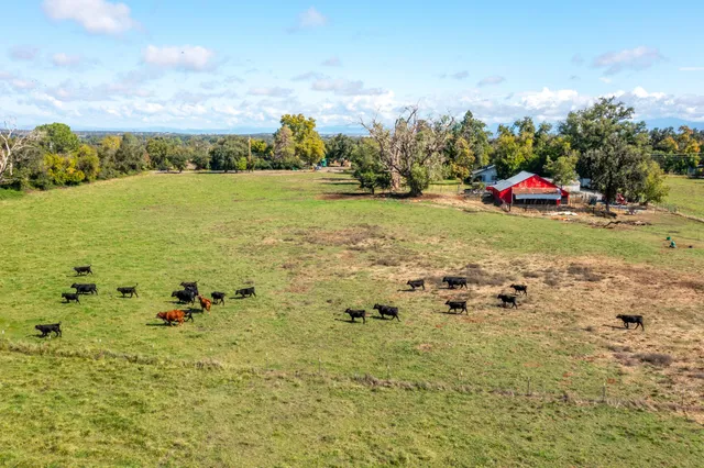 $939,999 | 4832 Balls Ferry Road, Anderson, CA 96007