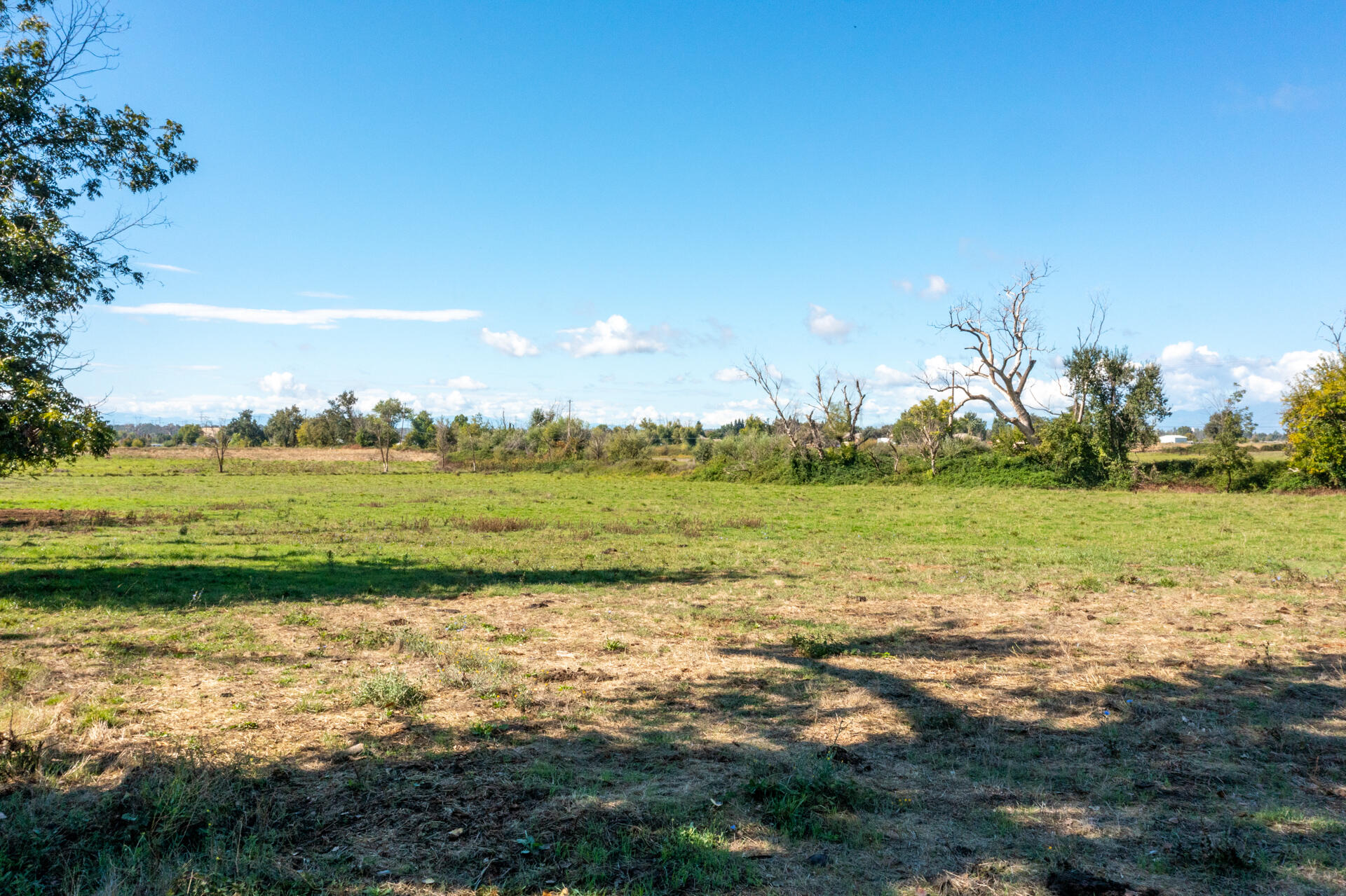 4832 Balls Ferry Road Anderson, CA 96007 - Photo 6 of 51 a view of an ocean with beach