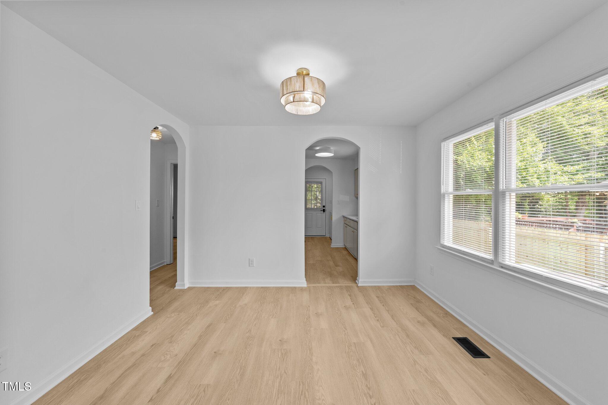 413 Top Greene Lane Raleigh, NC 27601 - Photo 7 of 31 18-web-or-mls-VB4A0942