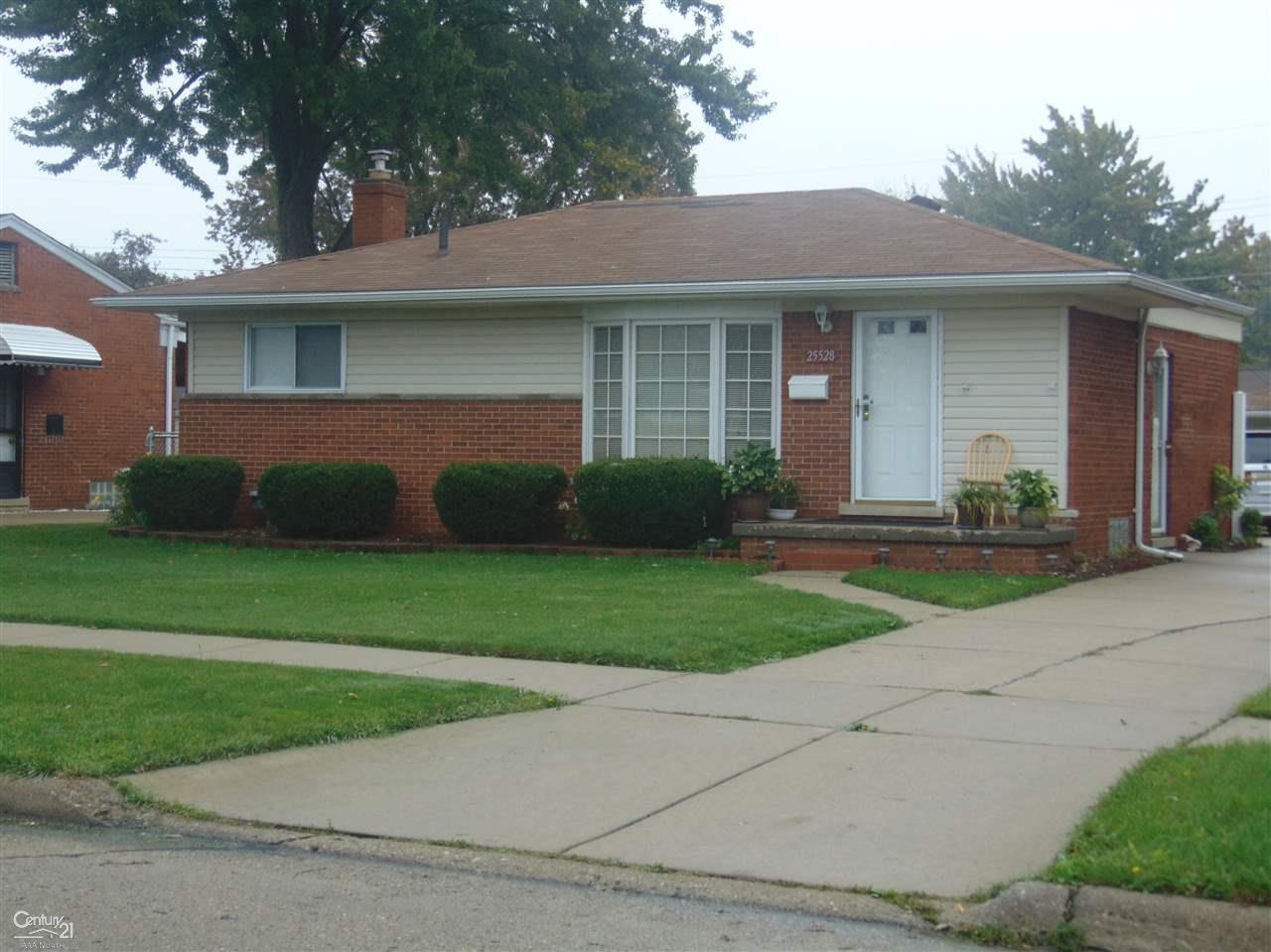 25528 Rubin Road Warren, MI 48089 - Photo 3 of 29