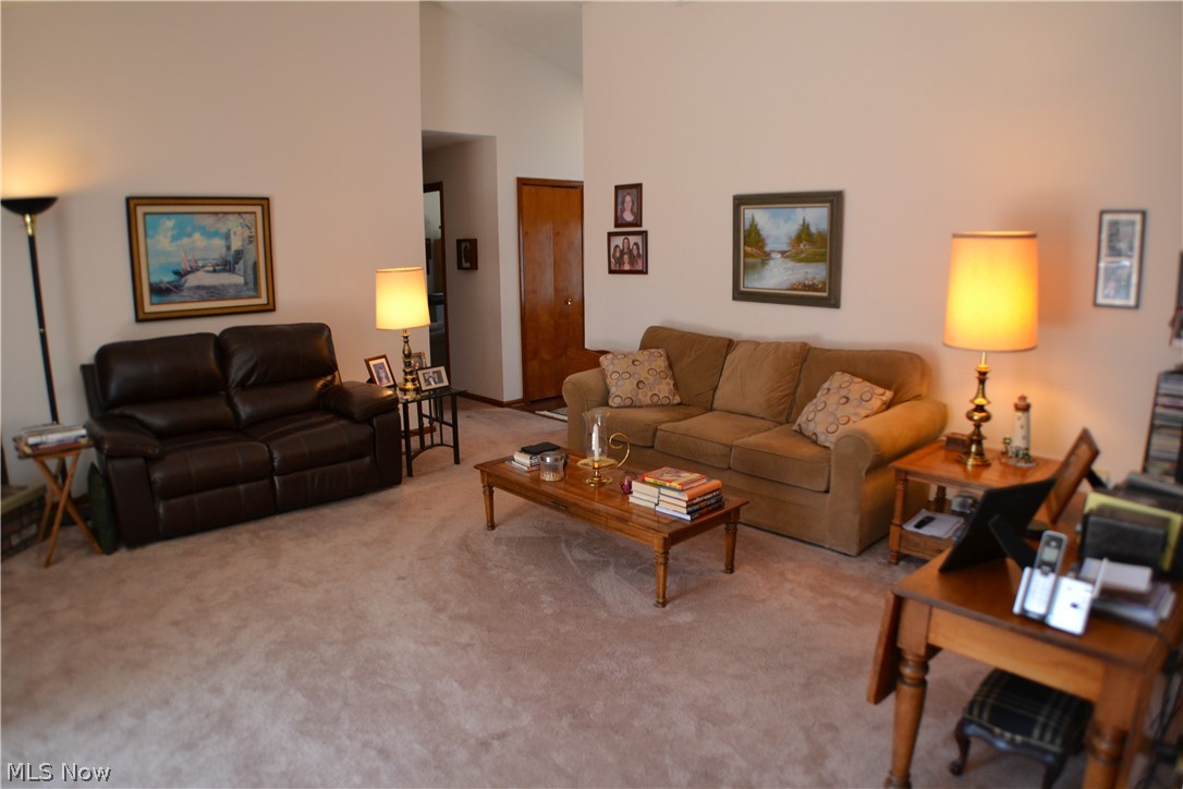 14209 East Bagley Road Cleveland, OH 44130 - Photo 5 of 34 Gallery Image 5