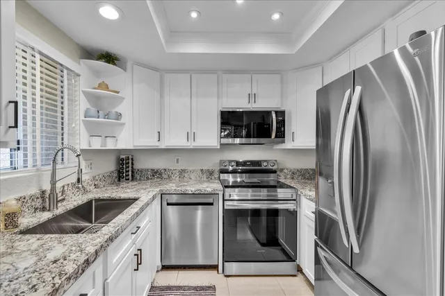 $255,000 | 2700 Lawrence Crossley Road, Unit 83, Palm Springs, CA 92264