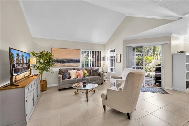 $255,000 | 2700 Lawrence Crossley Road, Unit 83, Palm Springs, CA 92264