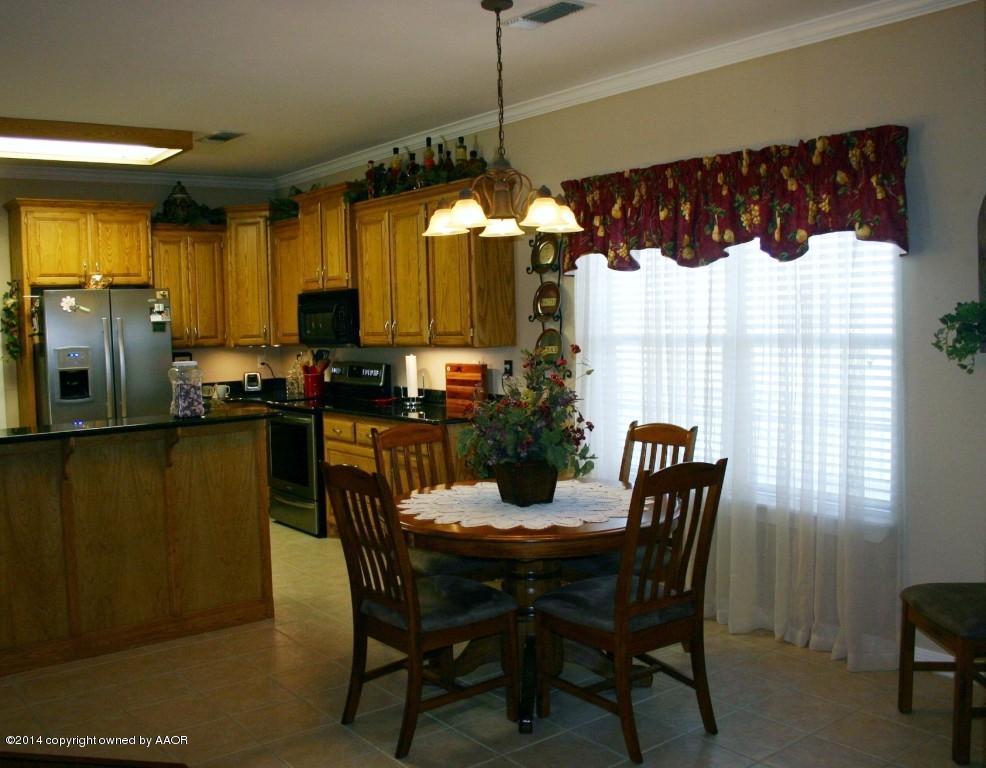 8401 Rockwell Road Canyon, TX 79015 - Photo 8 of 49 08 eating area-kitchen