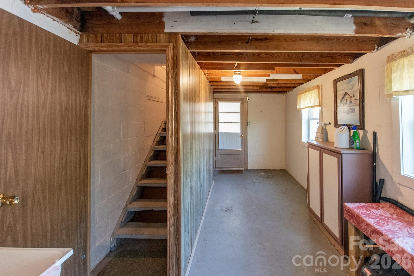 59 South Front Street Franklin, NC 28734 - Photo 38 of 40