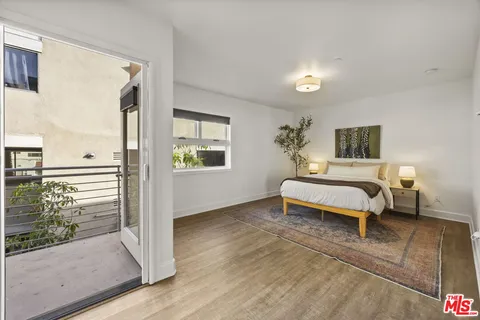 $1,650,000 | 1253 18th Street, Unit 103, Santa Monica, CA 90404