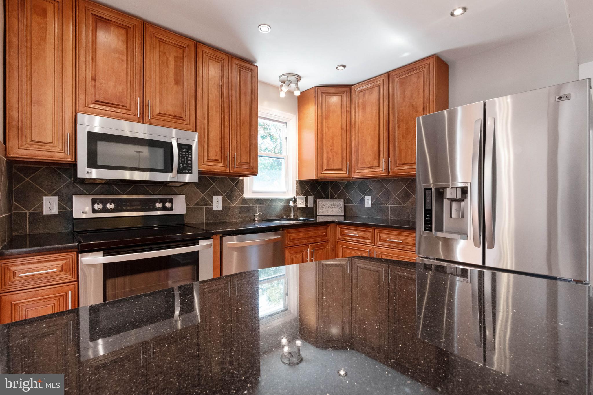 231 Raintree Boulevard Stafford, VA 22556 - Photo 8 of 47 Updated Kitchen & Appliances