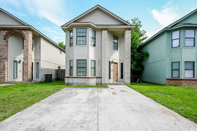 $1,650 | 3019 La Estancia Lane, Houston, TX 77093