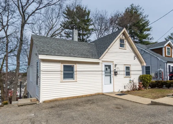 $559,900 | 203 College Farm Road, Waltham, MA 02451
