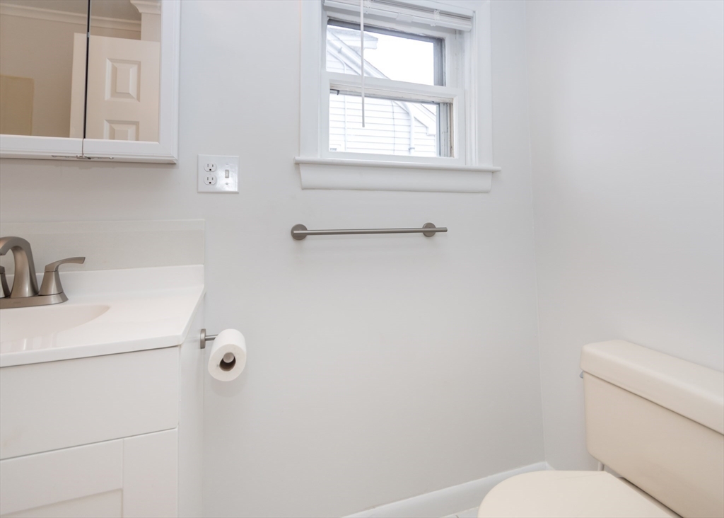 203 College Farm Road Waltham, MA 02451 - Photo 19 of 28