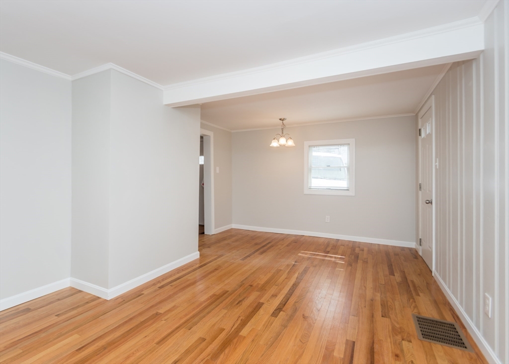 203 College Farm Road Waltham, MA 02451 - Photo 6 of 28