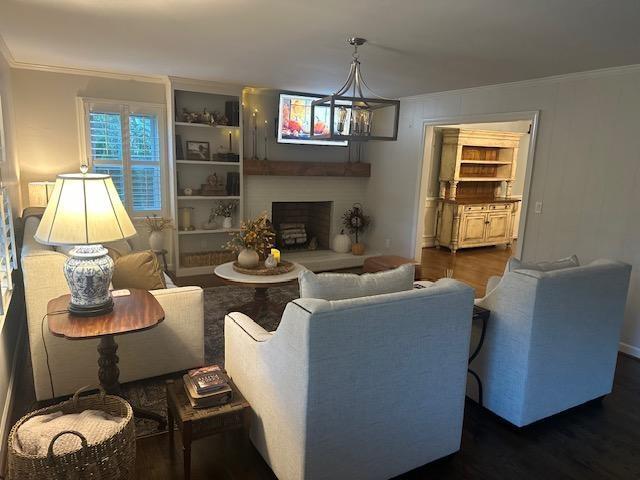 4067 Mason Creek Road Winston, GA 30187 - Photo 12 of 48 a living room with furniture and a window