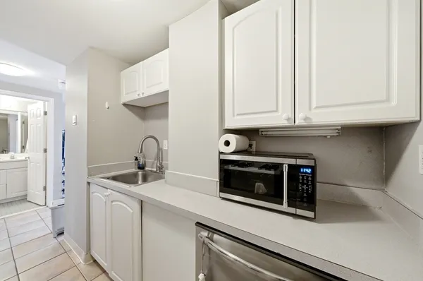 $549,000 | 15 North Beacon Street, Unit 316, Boston, MA 02134