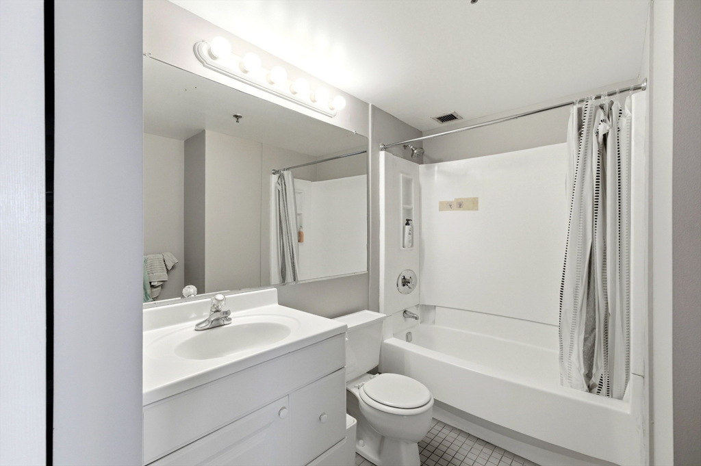 15 North Beacon Street, Unit 316 Boston, MA 02134 - Photo 8 of 29