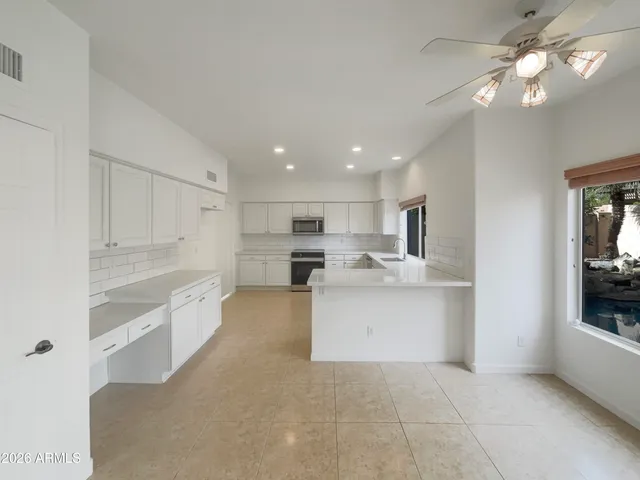 $698,000 | 1616 East Glenhaven Drive, Phoenix, AZ 85048