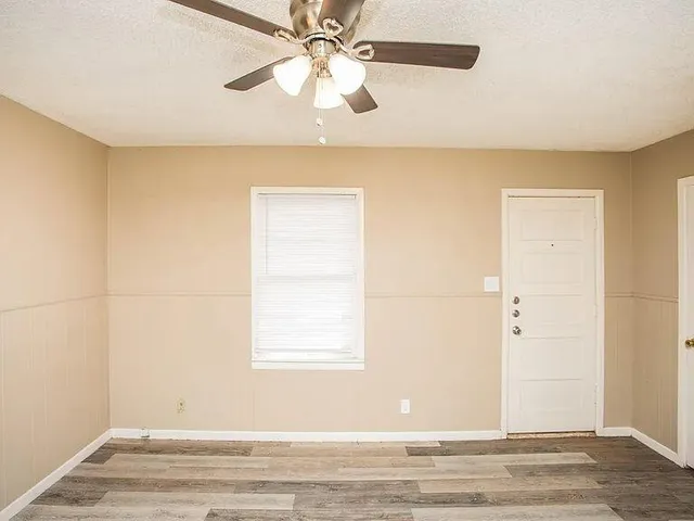 $2,200 | 4309 42nd Street, Lubbock, TX 79413