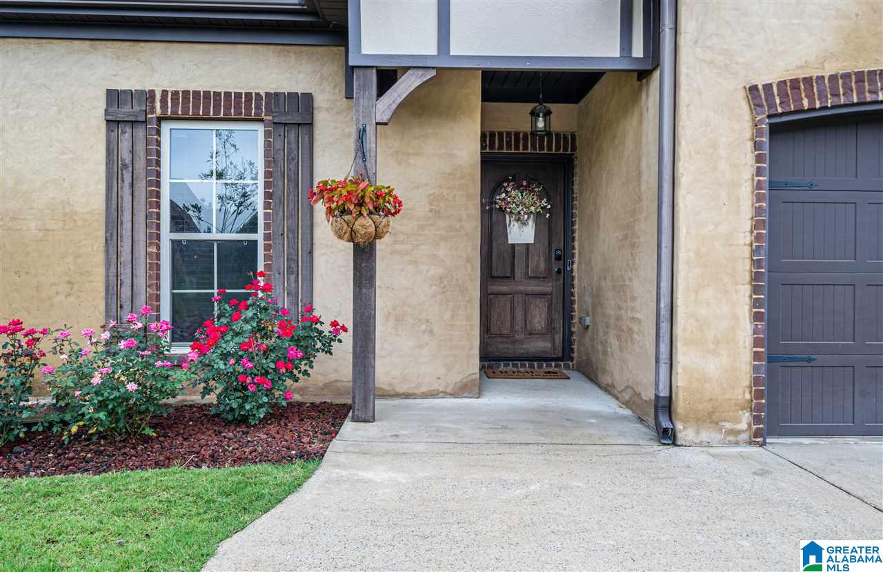 105 Sharpe Street Sterrett, AL 35147 - Photo 1 of 25