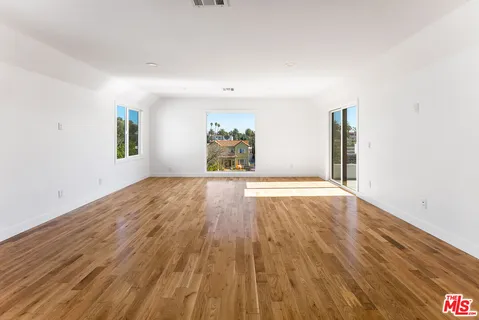 $1,849,000 | Undisclosed Address, Los Angeles, CA 90019
