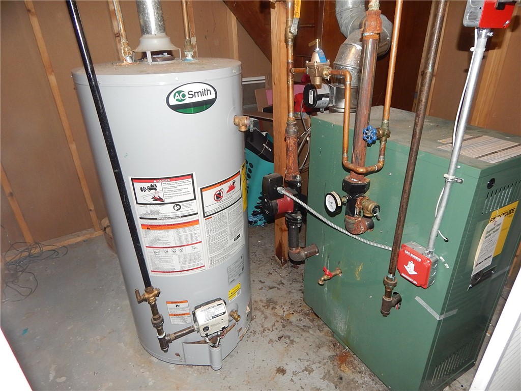 31 Compton Street Providence, RI 02908 - Photo 15 of 17