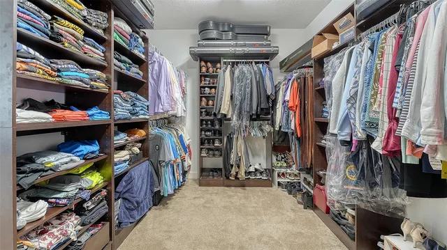 $715,000 | 6659 38th Lane East, Sarasota, FL 34243