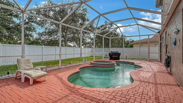 $715,000 | 6659 38th Lane East, Sarasota, FL 34243