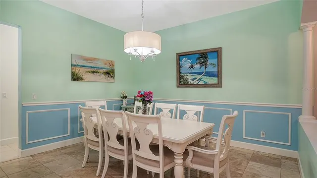 $715,000 | 6659 38th Lane East, Sarasota, FL 34243