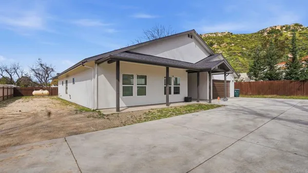 $1,200,000 | 9391 Los Coches Road, Lakeside, CA 92040