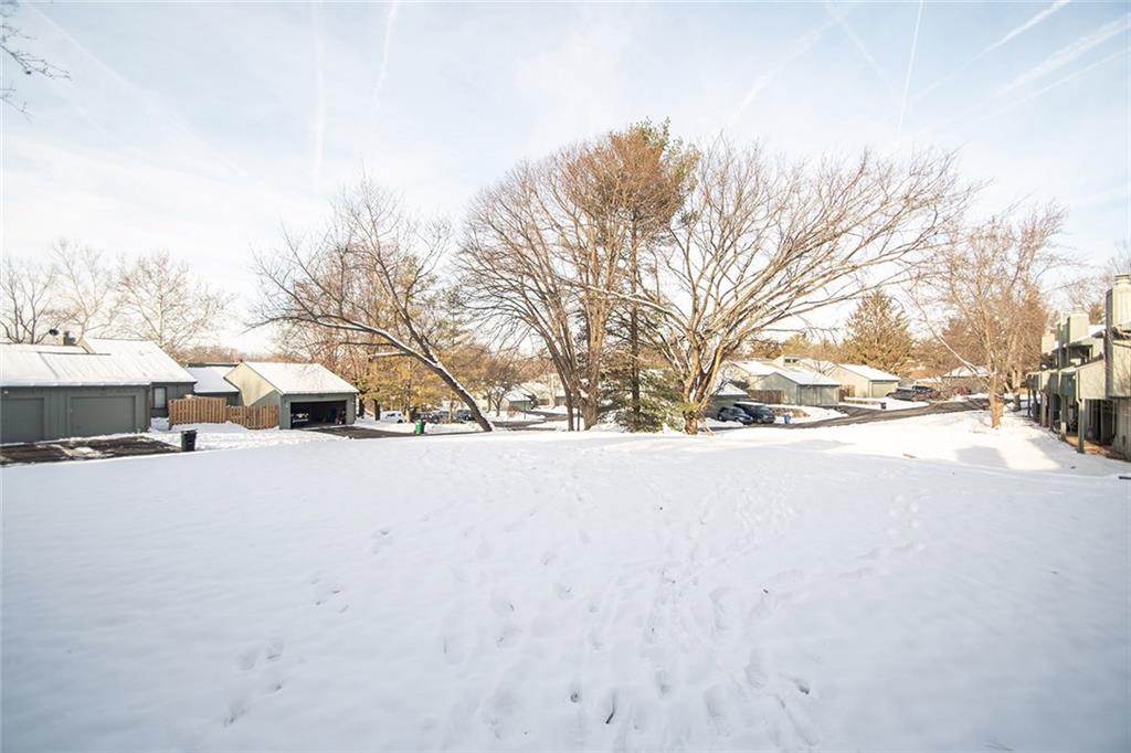 676 Cobblestone Road, Unit 3 Avon, IN 46123 - Photo 42 of 46 Gallery Image 42