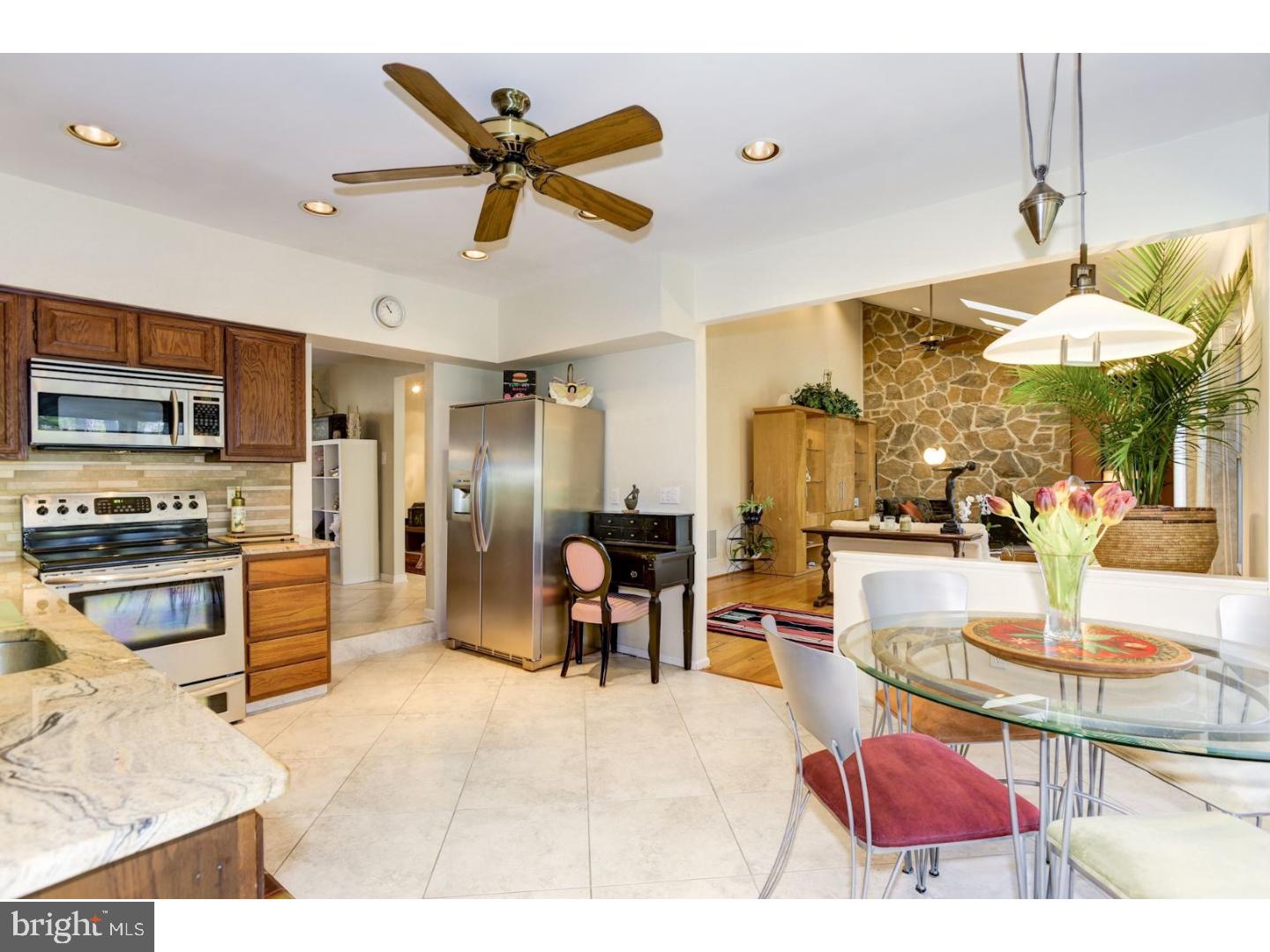 3 Wyndham Road Voorhees, NJ 08043 - Photo 9 of 25 Gallery Image 9