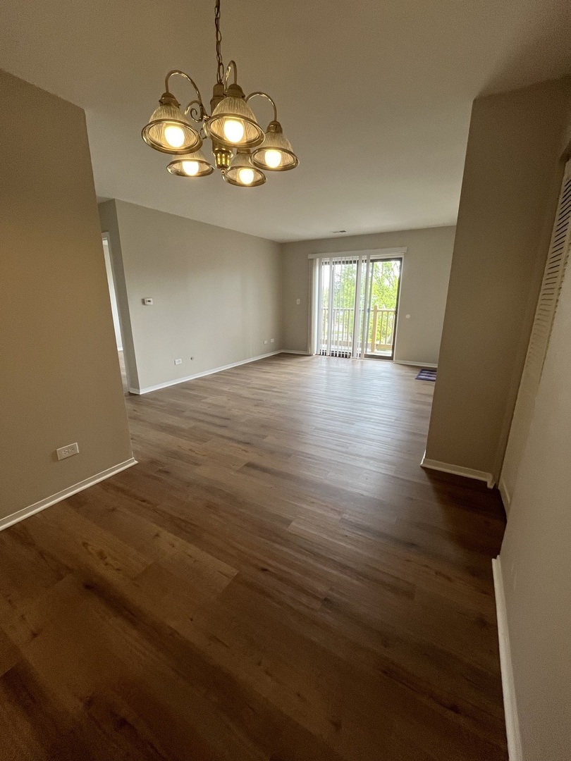 1779 Rand Road, Unit 3B Des Plaines, IL 60016 - Photo 4 of 15