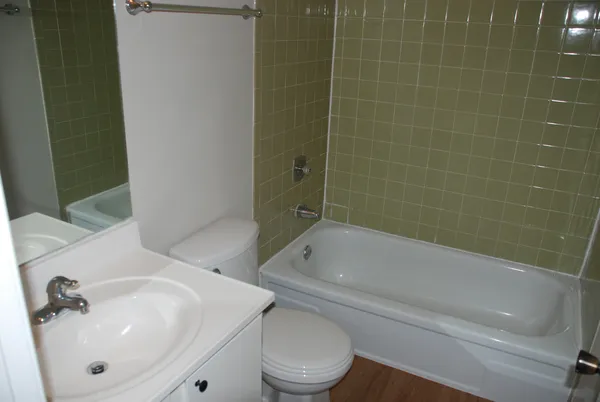 $1,850 | 1779 Rand Road, Unit 3B, Des Plaines, IL 60016